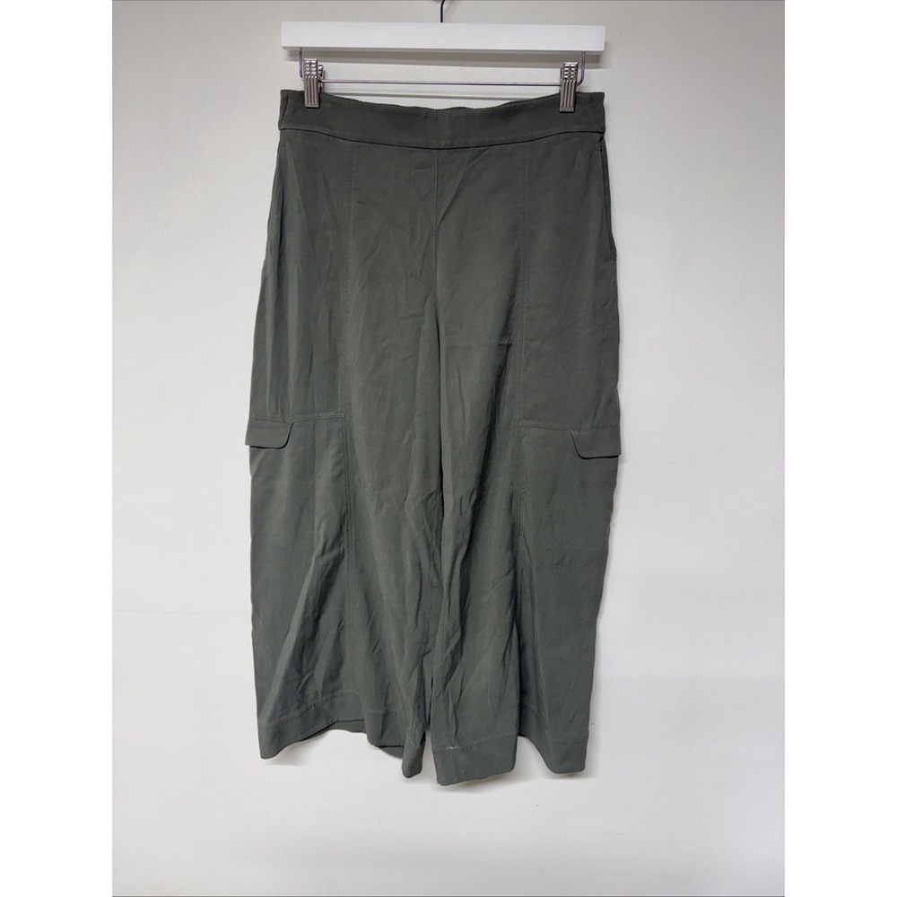 Lululemon Womens Size 8 Green Wide Leg Cropped Chino Pants Lightweight High Rise